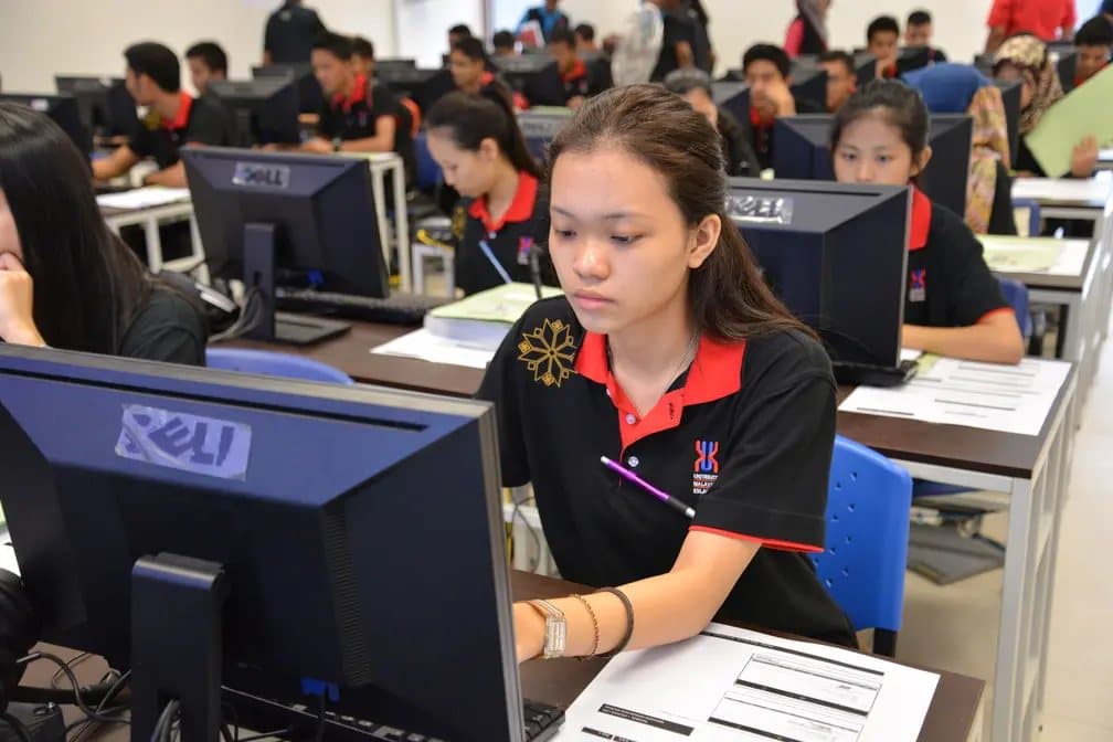 Universiti Malaysia Kelantan — مختبر حاسوب